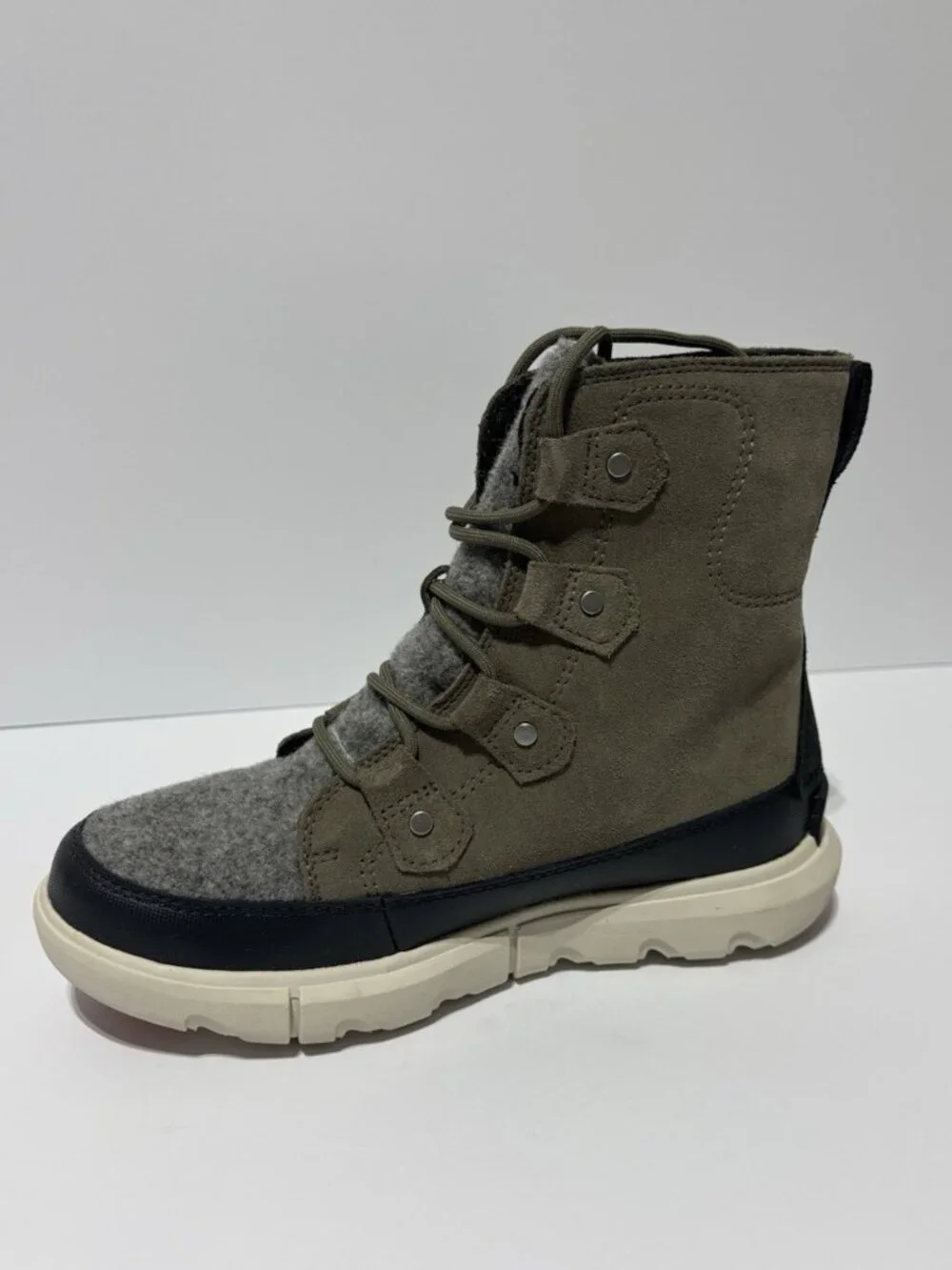Sorel Women’s Explorer II Joan Waterproof Green Suede Boots, Size 7 M